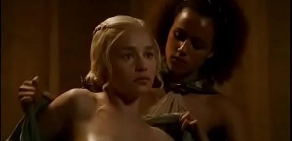  Emilia clarke Game of thrones nude scene season 3 episode 8